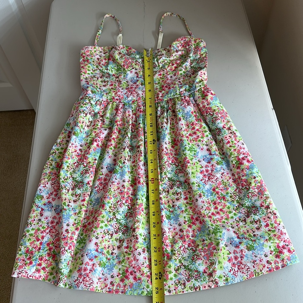 96% Cotton VICTORIA’s SECRET Floral Dress with Pink and Green Accents Sz-8 - Picture 8 of 12